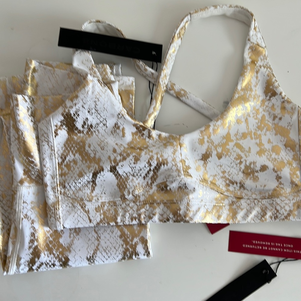 Carbon 38 Set NWT